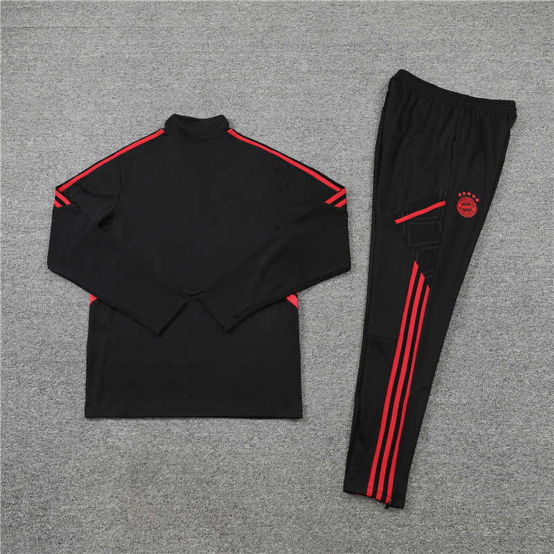Bayern Munich 23/24 - Tracksuit - 1/2 Zip