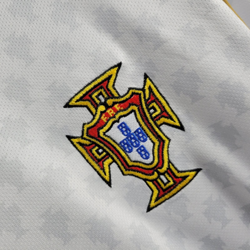 Portugal Away 04/05