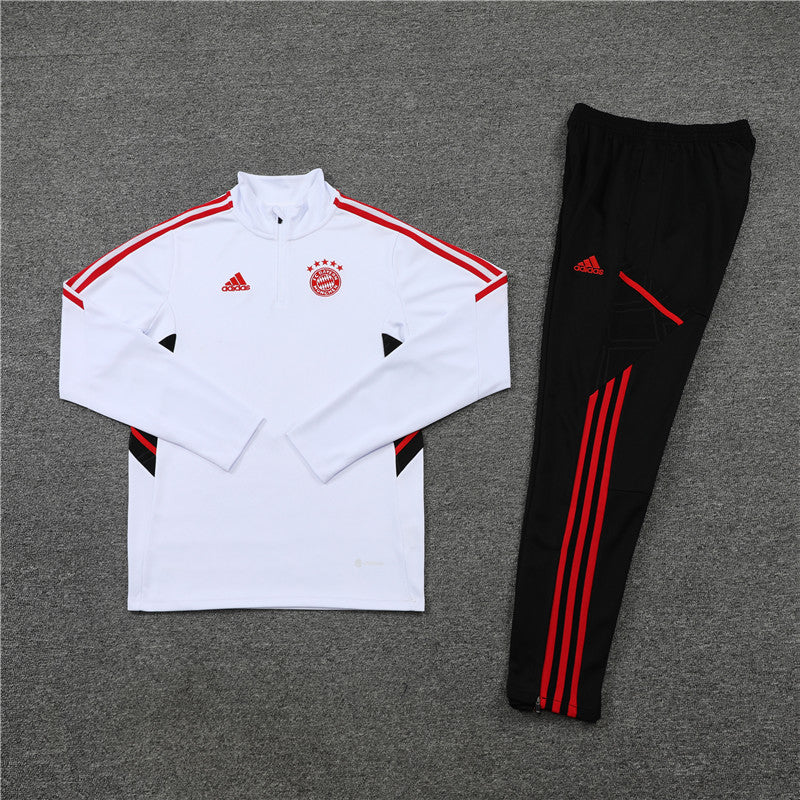Bayern Munich 23/24 - Tracksuit - 1/2 Zip