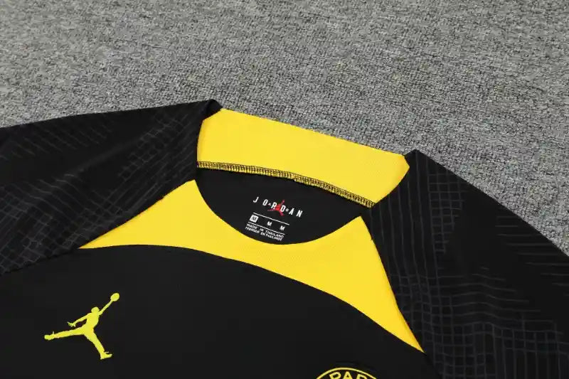 Training Kit - PSG 23/24