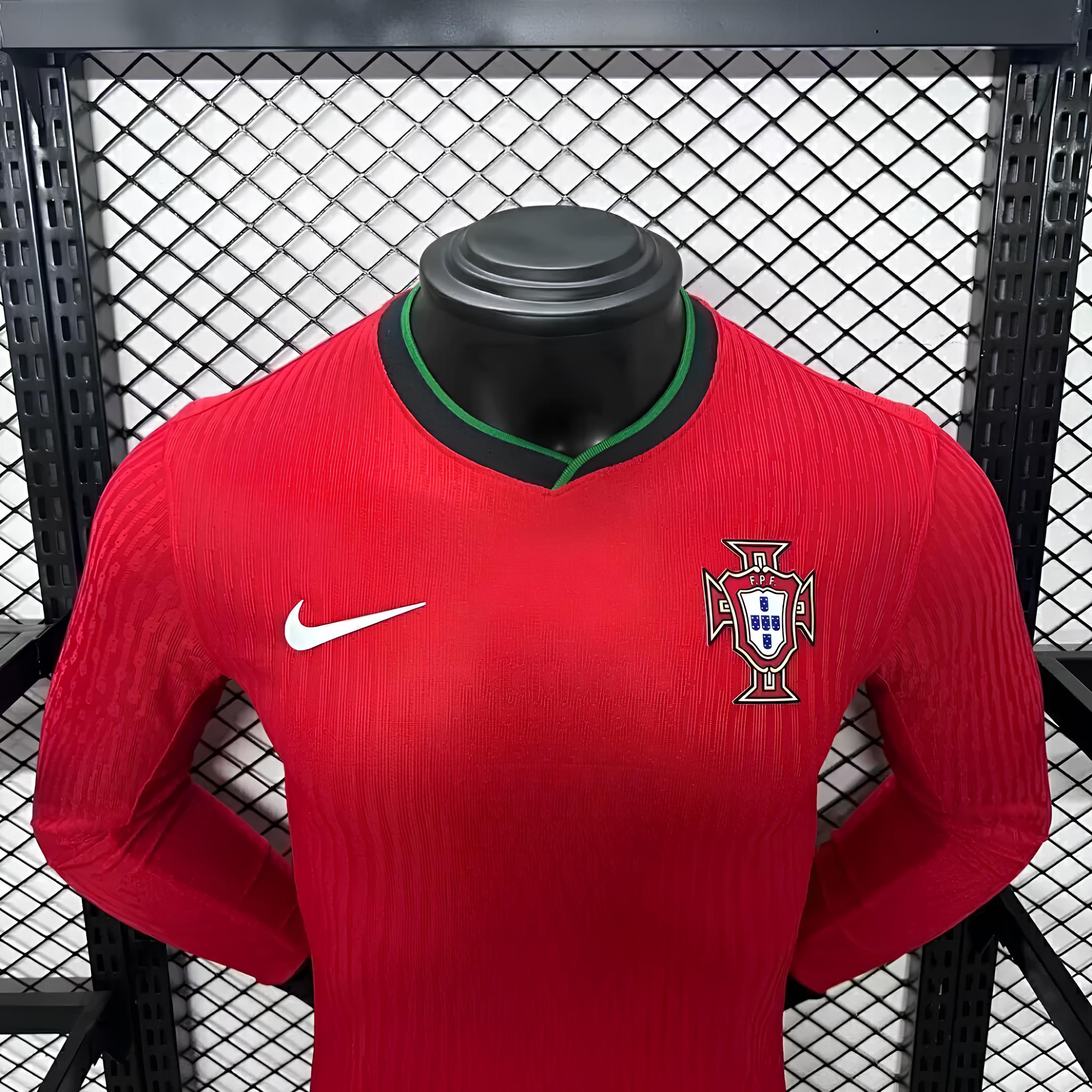 Portugal Home 24/25 - Long Sleeve - Player Version - Euro 2024