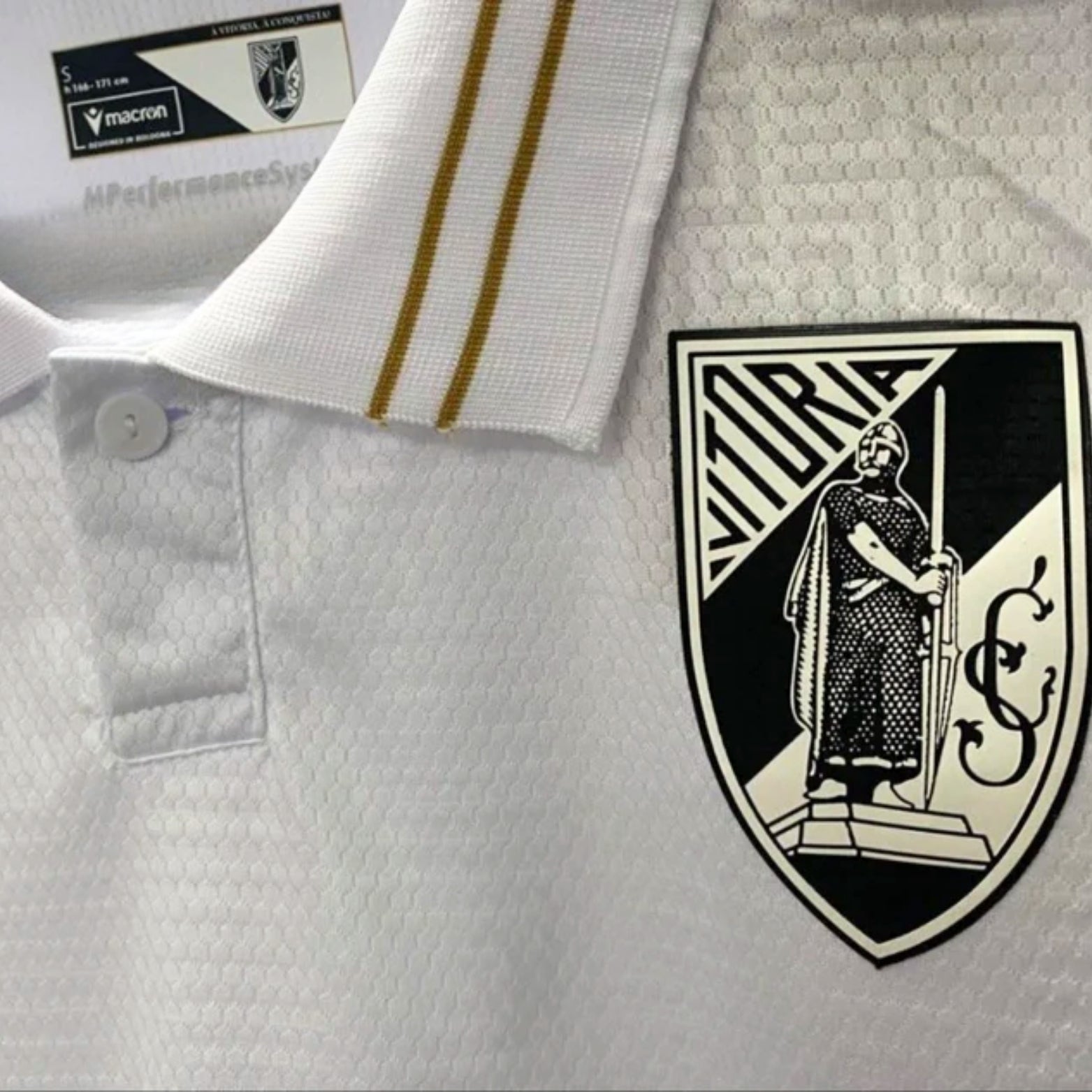 Vitória S.C. Home 24/25