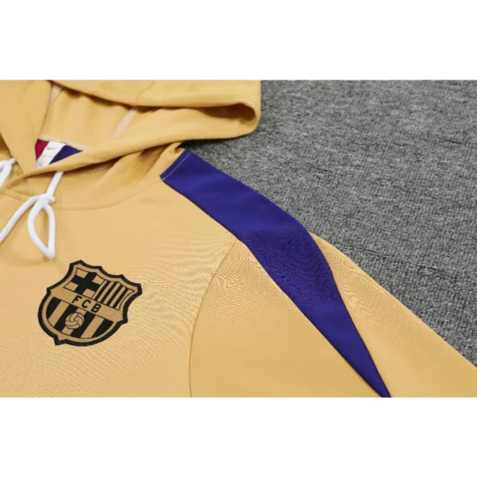 Barcelona 24/25 - Tracksuit w/ Hoodie