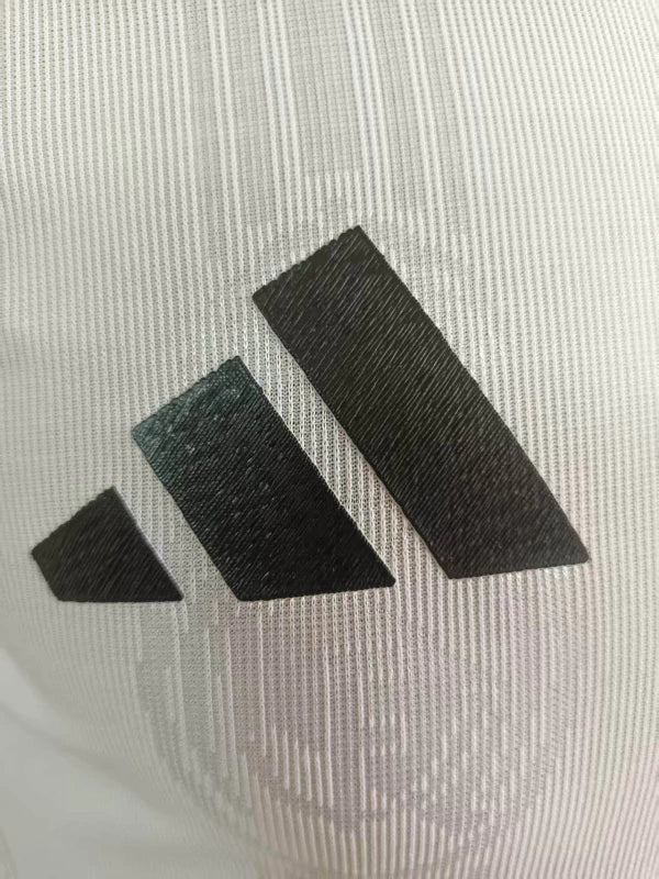 Real Madrid Polo 25/26 - Player Version