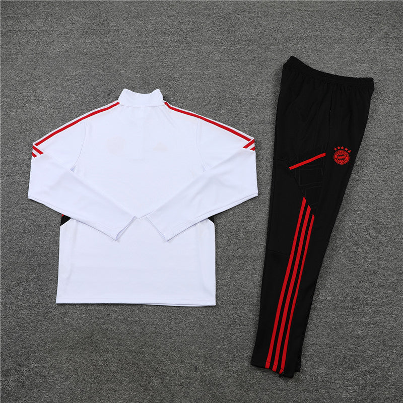 Bayern Munich 23/24 - Tracksuit - 1/2 Zip