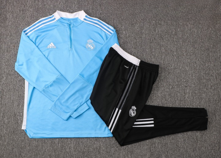 Real Madrid 23/24 - Tracksuit - 1/2 Zip