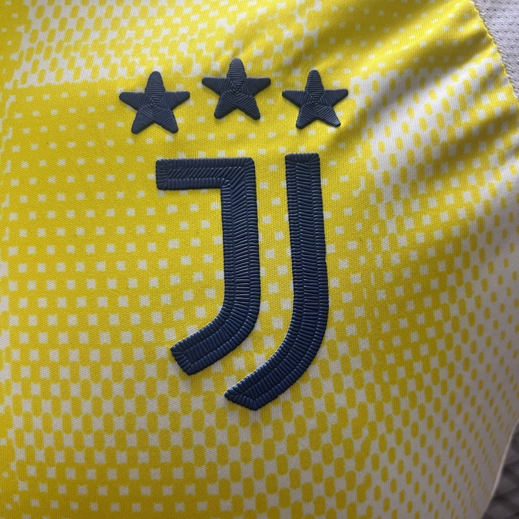 Juventus Away 24/25 - Player Version