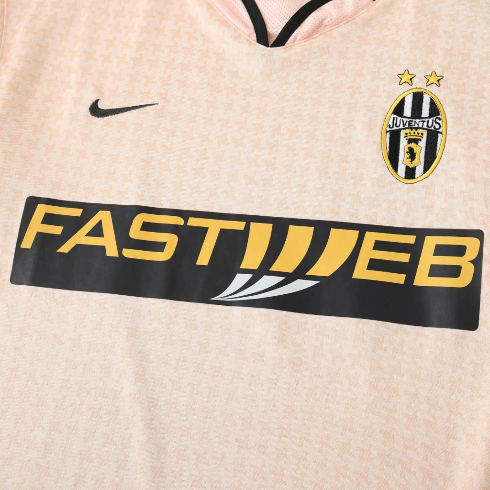 Juventus Away 03/04