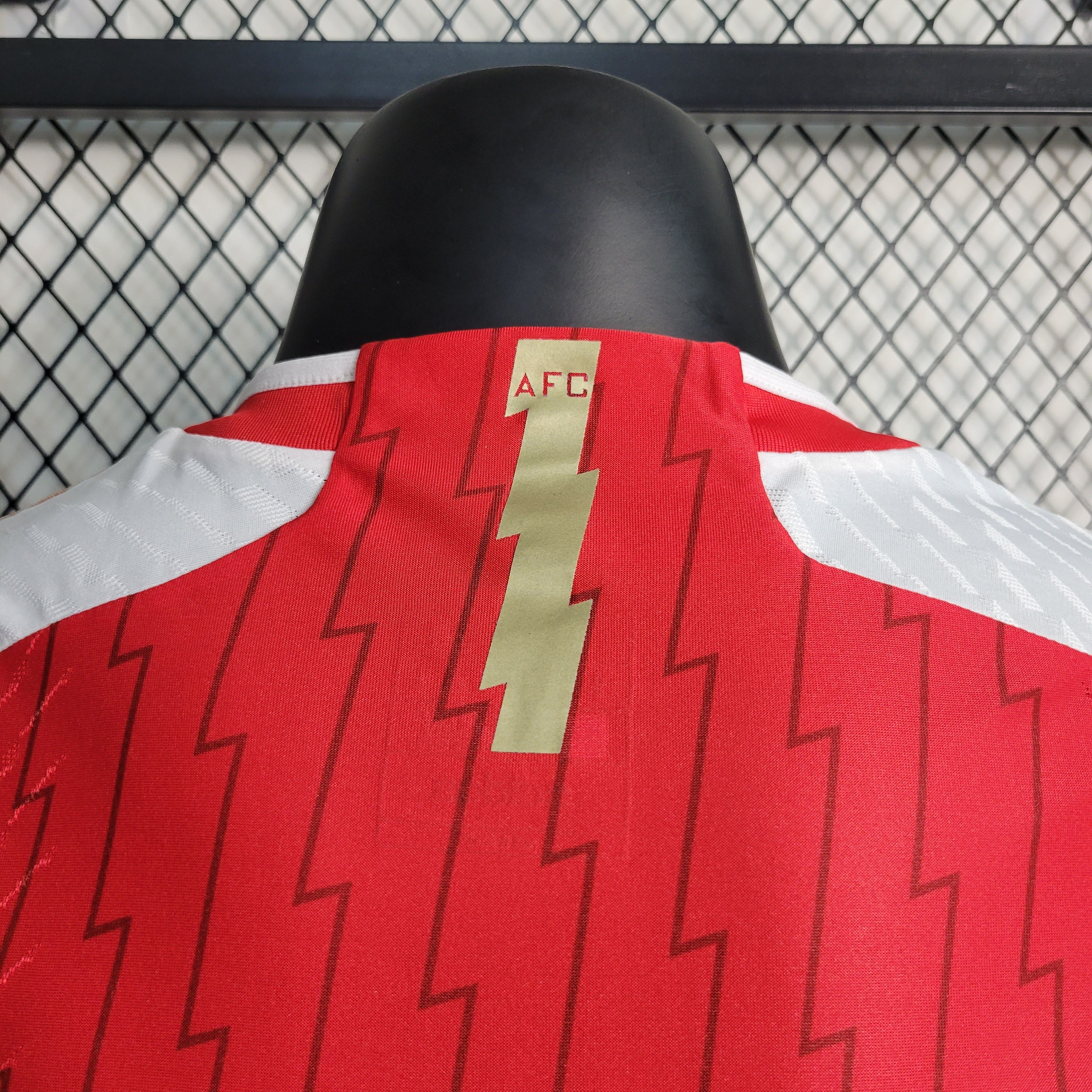 Arsenal Home 23/24 - Versão Jogador - Game Day