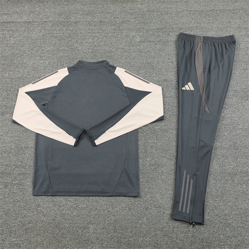 Real Madrid 24/25 - Tracksuit - 1/2 Zip