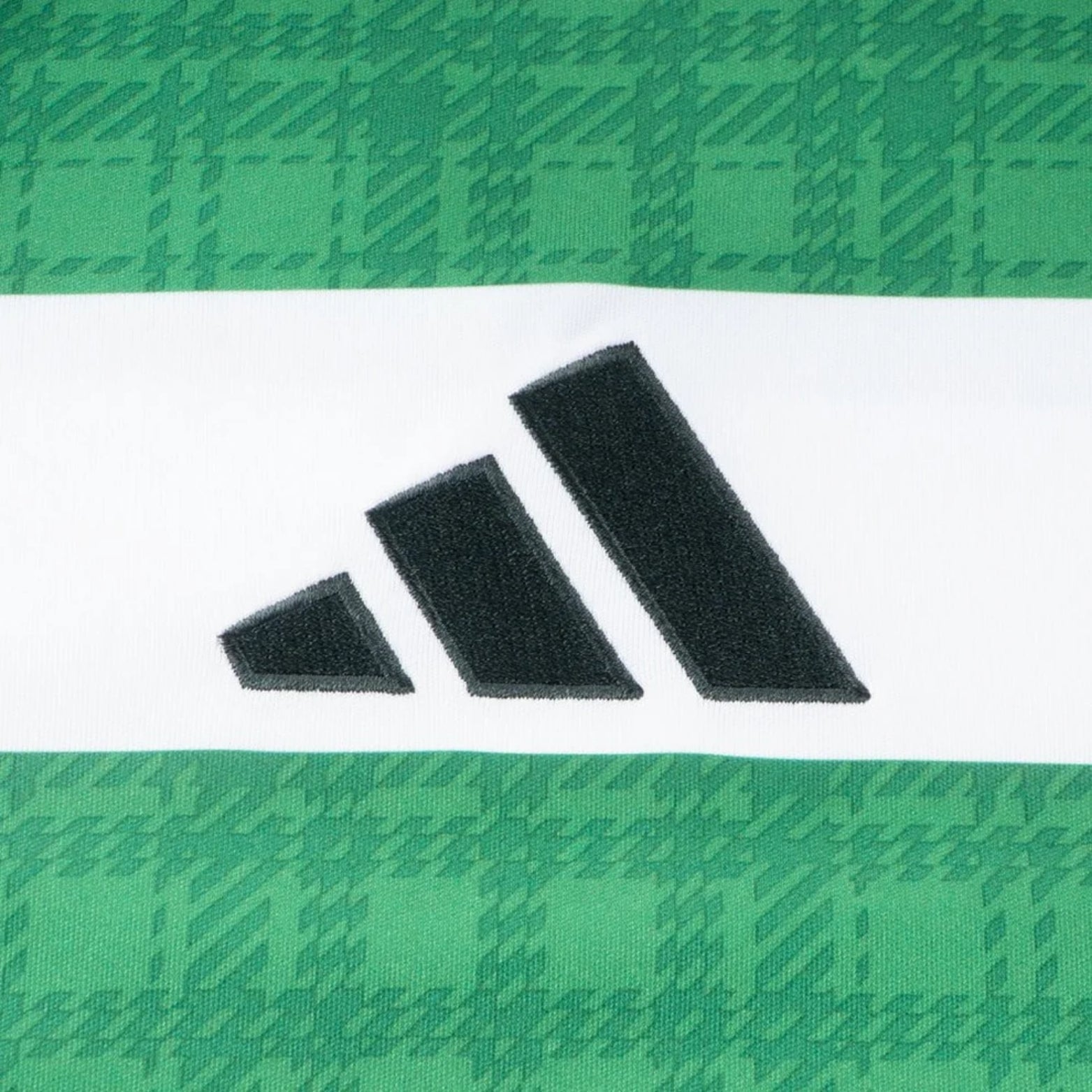 Celtic Home 25/26 - All Sponsors