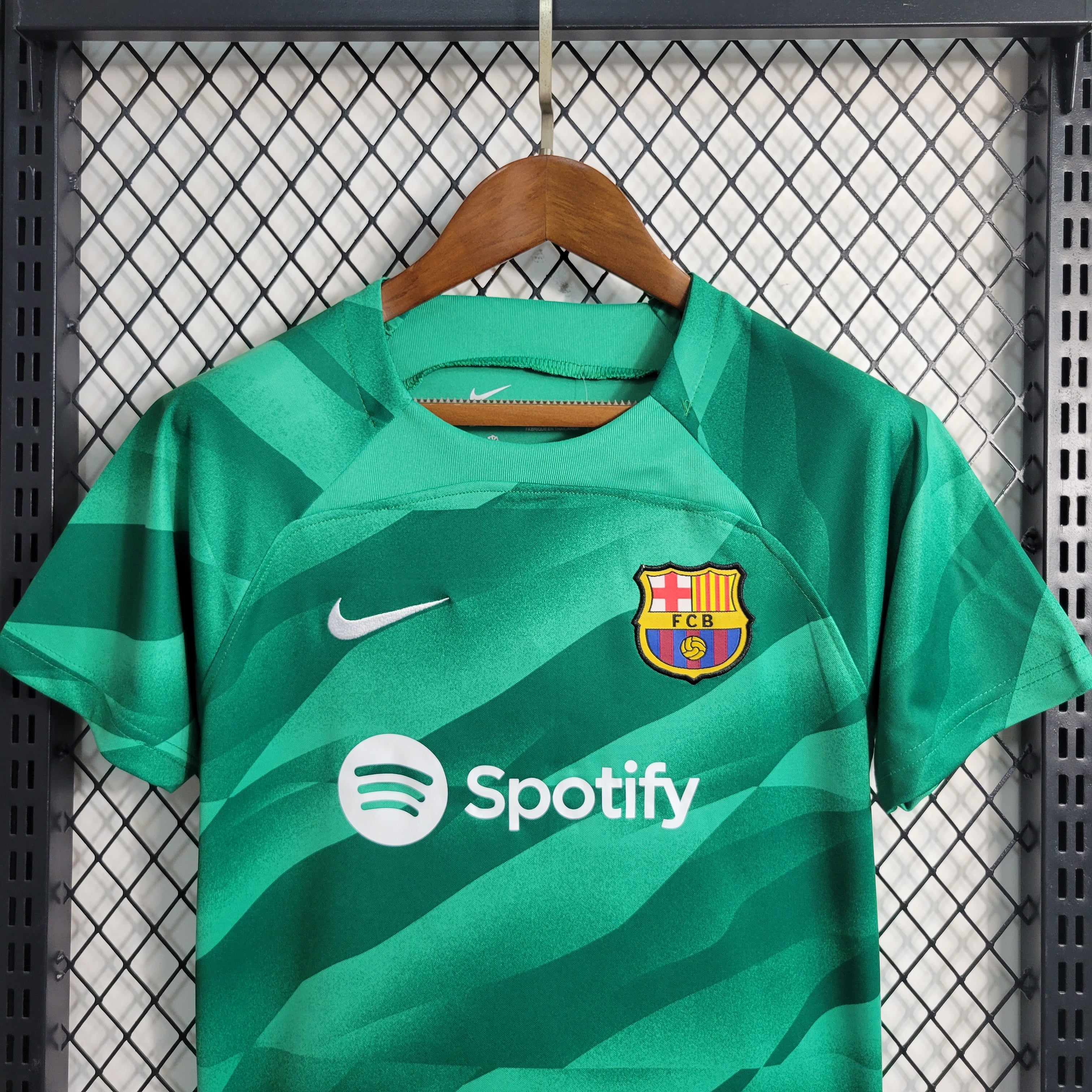 Kit - Barcelona Goalkeeper 23/24 - Game Day