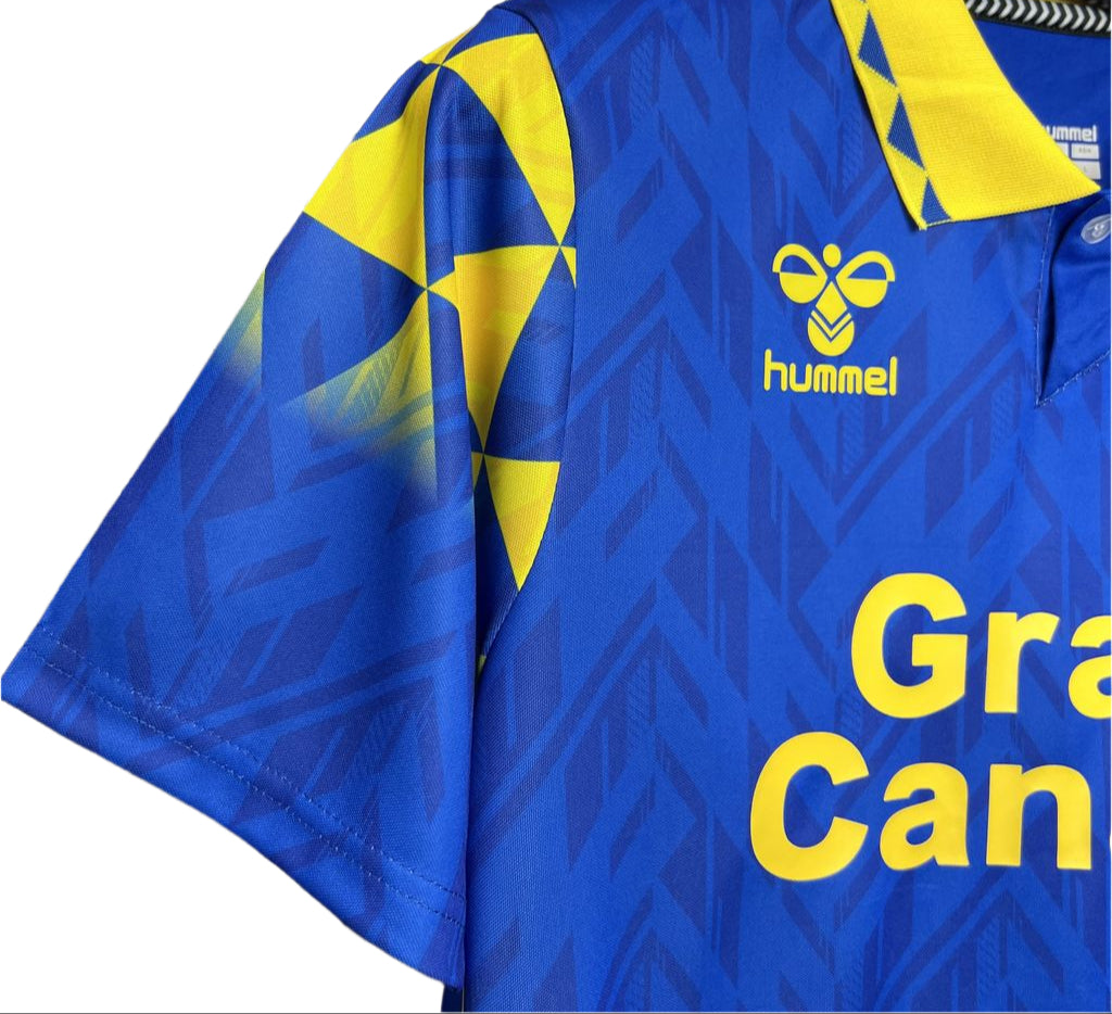 Las Palmas Away 24/25