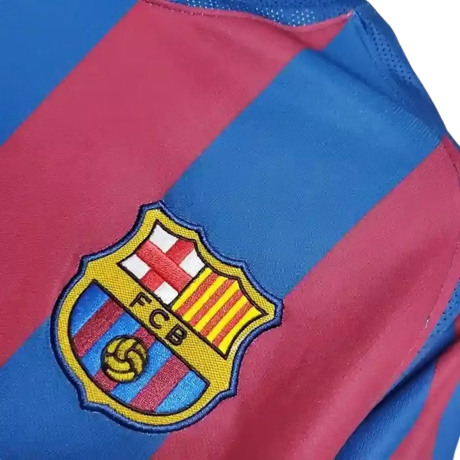 Barcelona Home 05/06