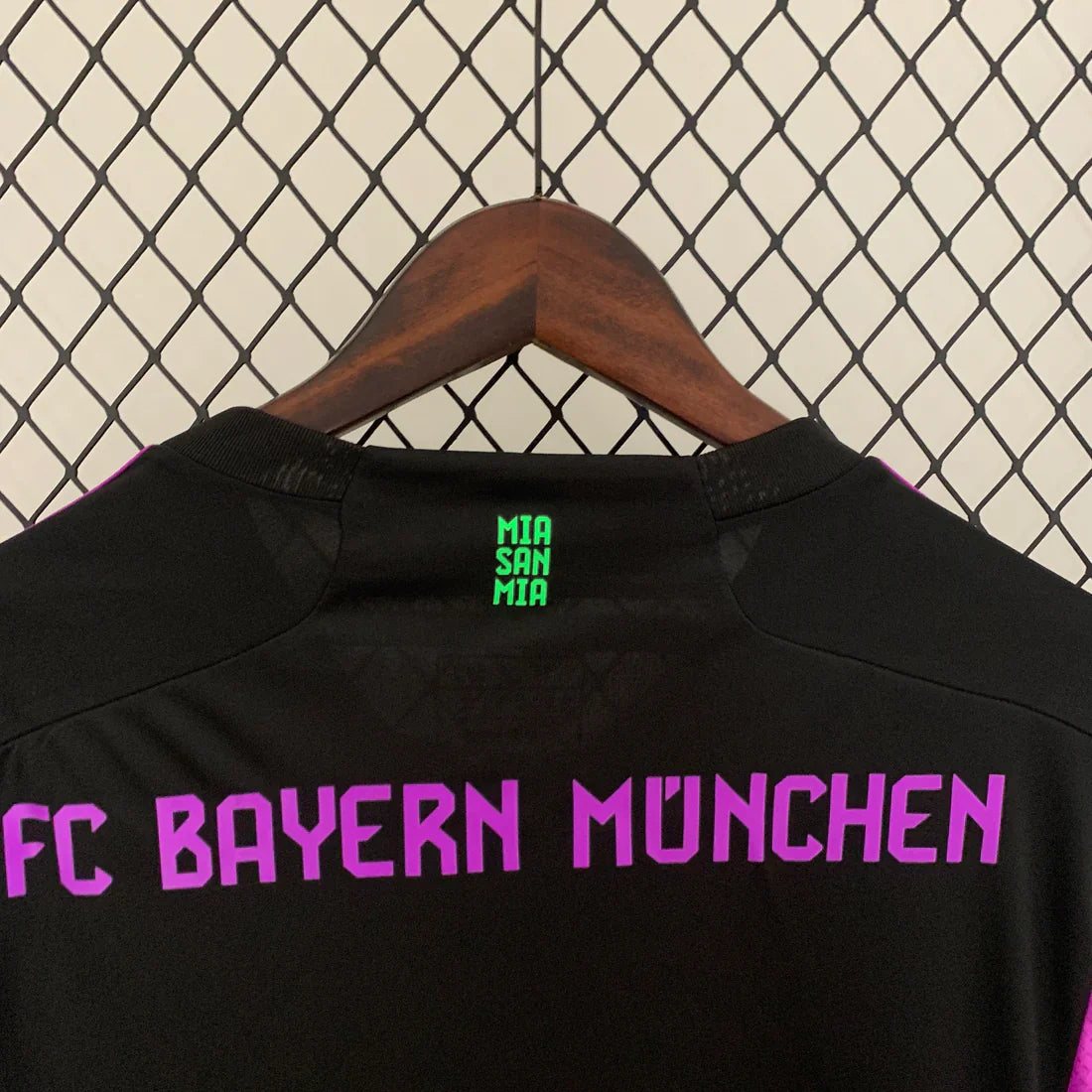 Bayern Munich Away 23/24 - Long Sleeve