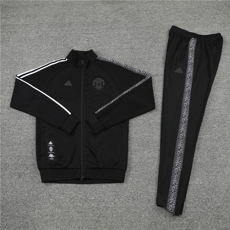 Manchester United 23/24 - Tracksuit  - Full Zip