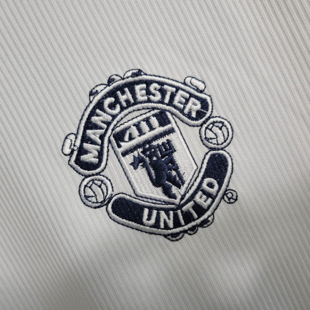Manchester United Away 99/00 - Long Sleeve